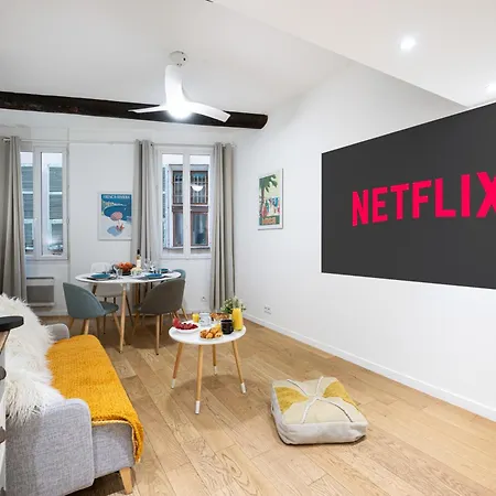Appartement Le Castelosa - Au Coeur Du Vieux-nice *